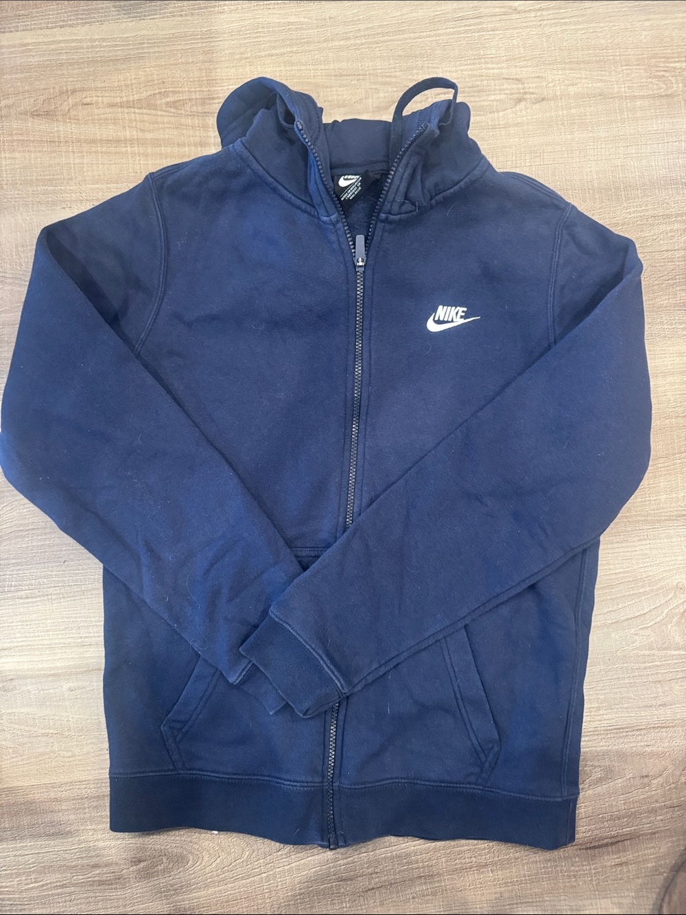 Nike men’s full
Zip hoodie.NWOT.